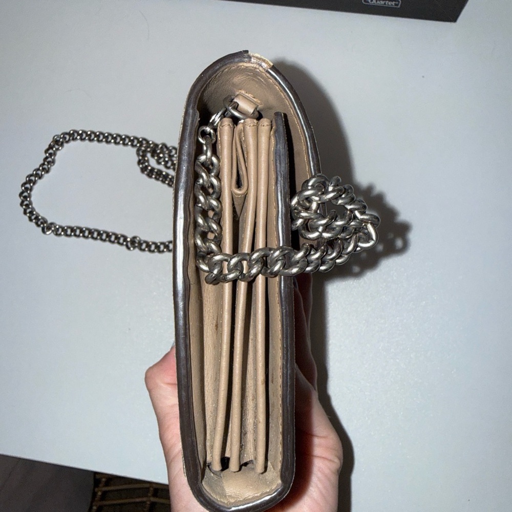 Gucci GG Supreme Canvas Chain Bag in Beige and Brown - Picture 7 of 7